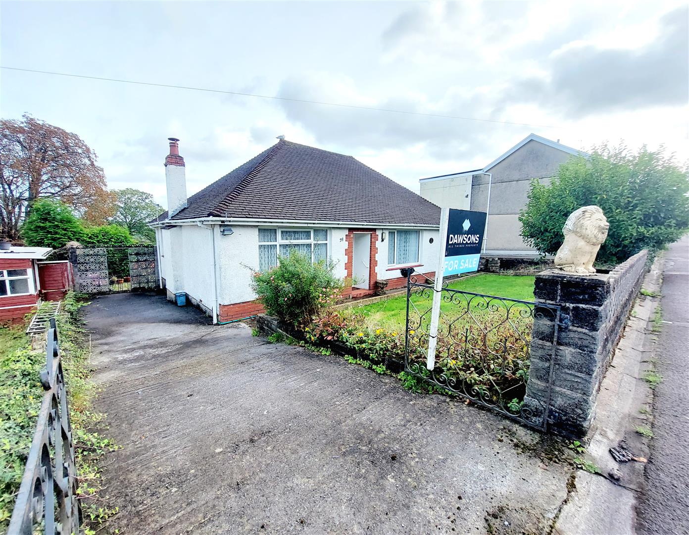 Victoria Road, Waunarlwydd, Swansea, SA5 4SX